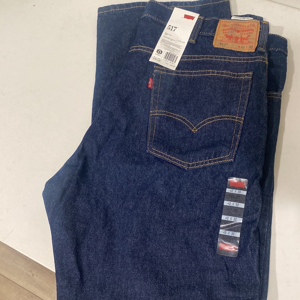 Men’s Levi 517 Bootcut Jeans 42x32 - Picture 2 of 9